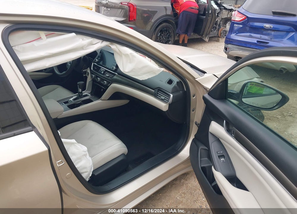 2019 HONDA ACCORD LX VIN: 1HGCV1F11KA014153