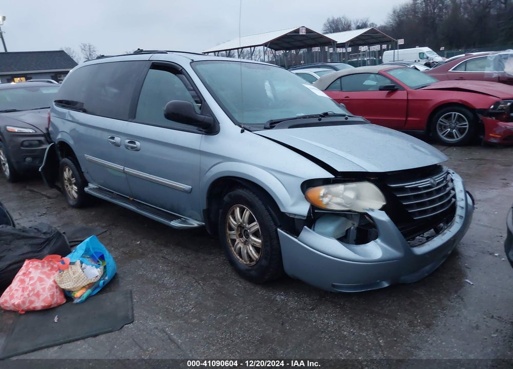 2005 CHRYSLER TOWN & COUNTRY TOURING VIN: 2C4GP54L45R198350