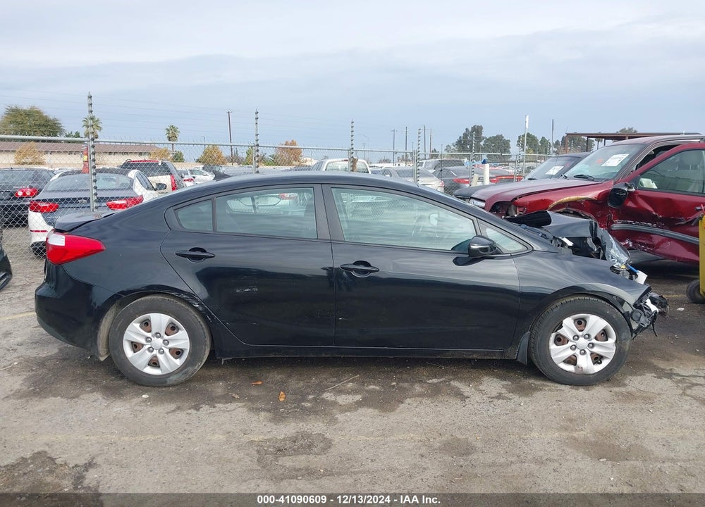 2015 KIA FORTE LX VIN: KNAFX4A66F5272058