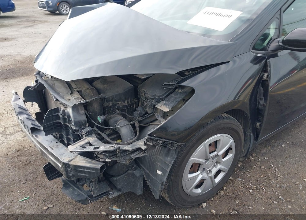 2015 KIA FORTE LX VIN: KNAFX4A66F5272058