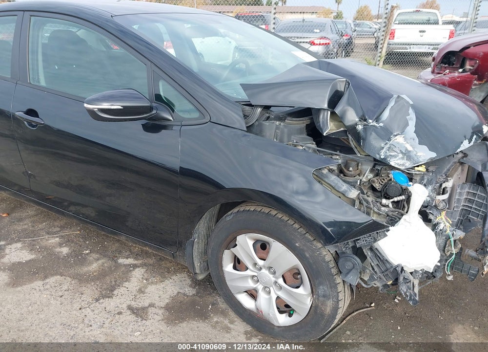 2015 KIA FORTE LX VIN: KNAFX4A66F5272058