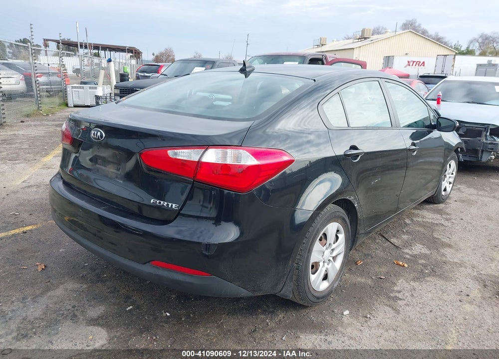 2015 KIA FORTE LX VIN: KNAFX4A66F5272058