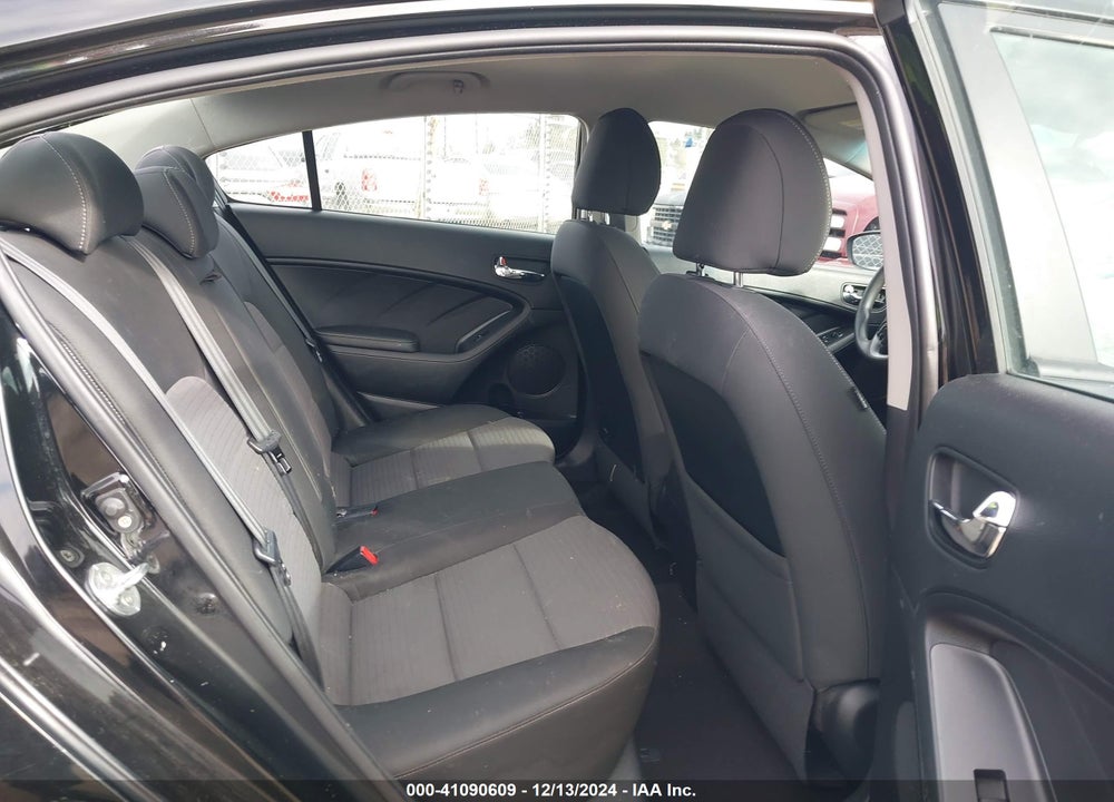 2015 KIA FORTE LX VIN: KNAFX4A66F5272058