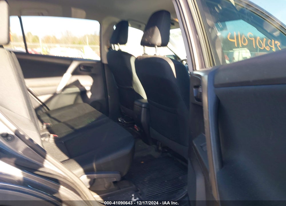 2016 TOYOTA RAV4 LE VIN: 2T3BFREV7GW530777