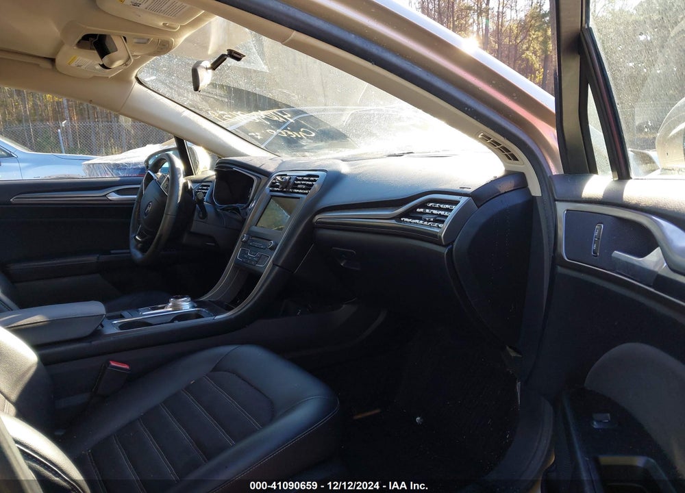 2017 FORD FUSION SE VIN: 3FA6P0T96HR289371