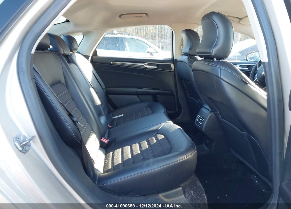 2017 FORD FUSION SE VIN: 3FA6P0T96HR289371