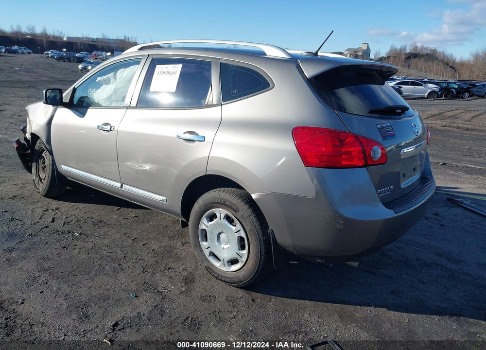 2015 NISSAN ROGUE SELECT S VIN: JN8AS5MV2FW751323