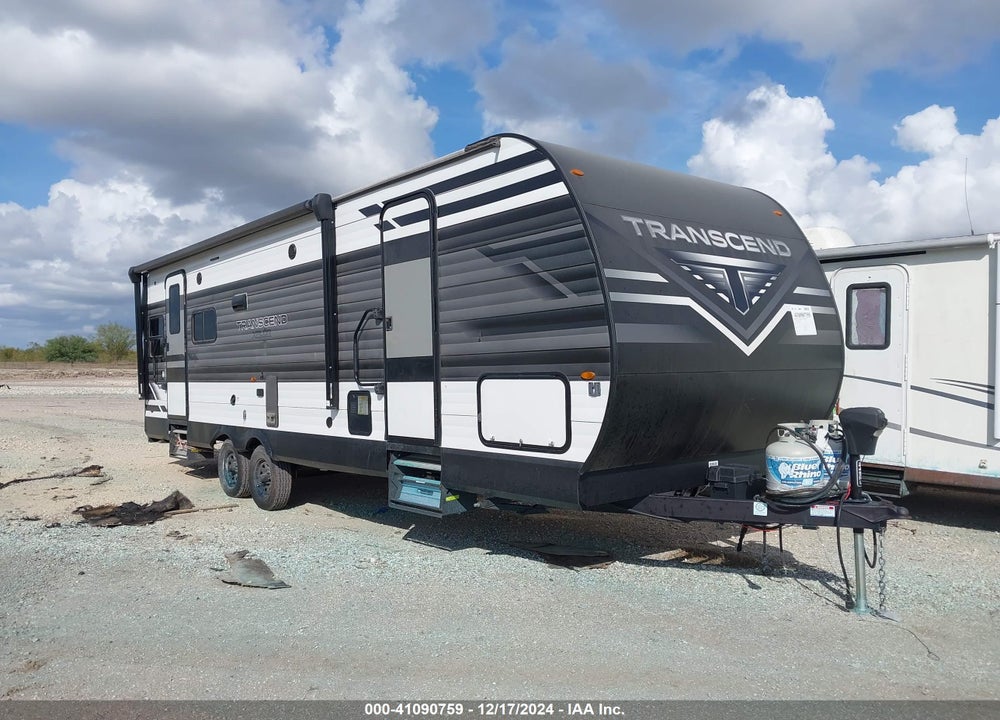 2023 GRAND DESIGN TRANSCEND VIN: 573TT3124PDD05814