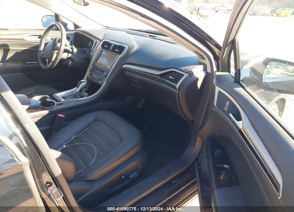2016 FORD FUSION SE VIN: 1FA6P0HD6G5127710