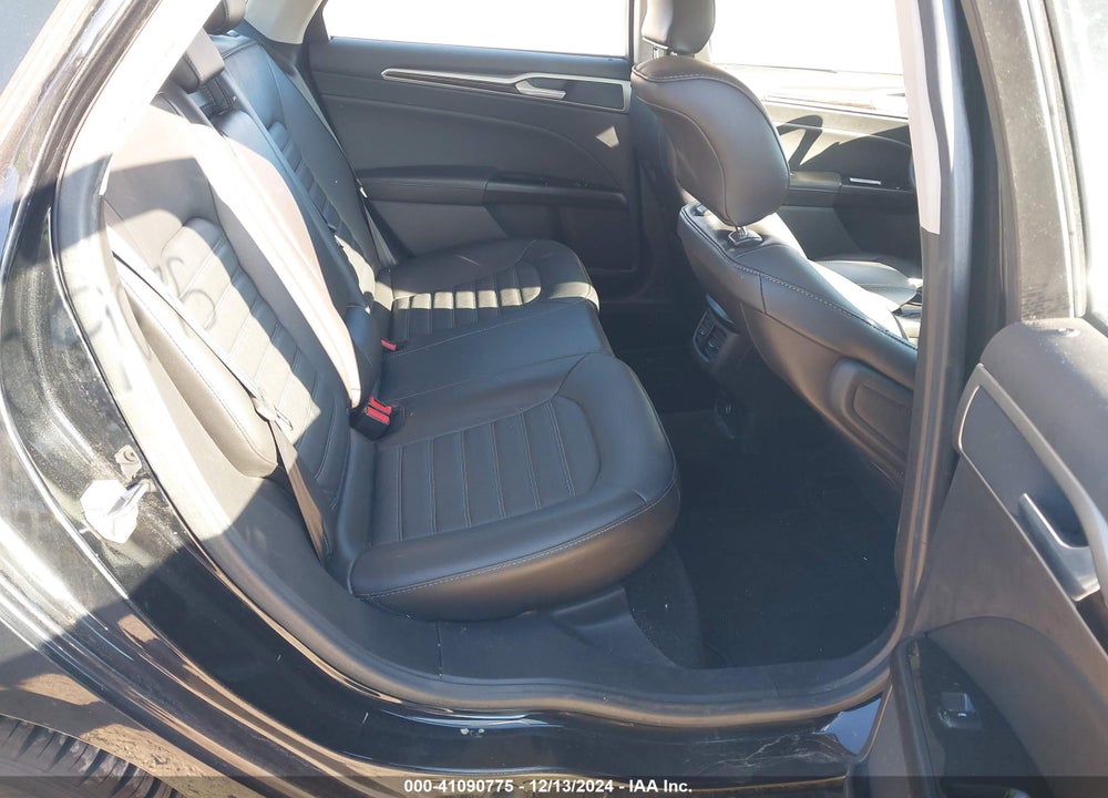 2016 FORD FUSION SE VIN: 1FA6P0HD6G5127710
