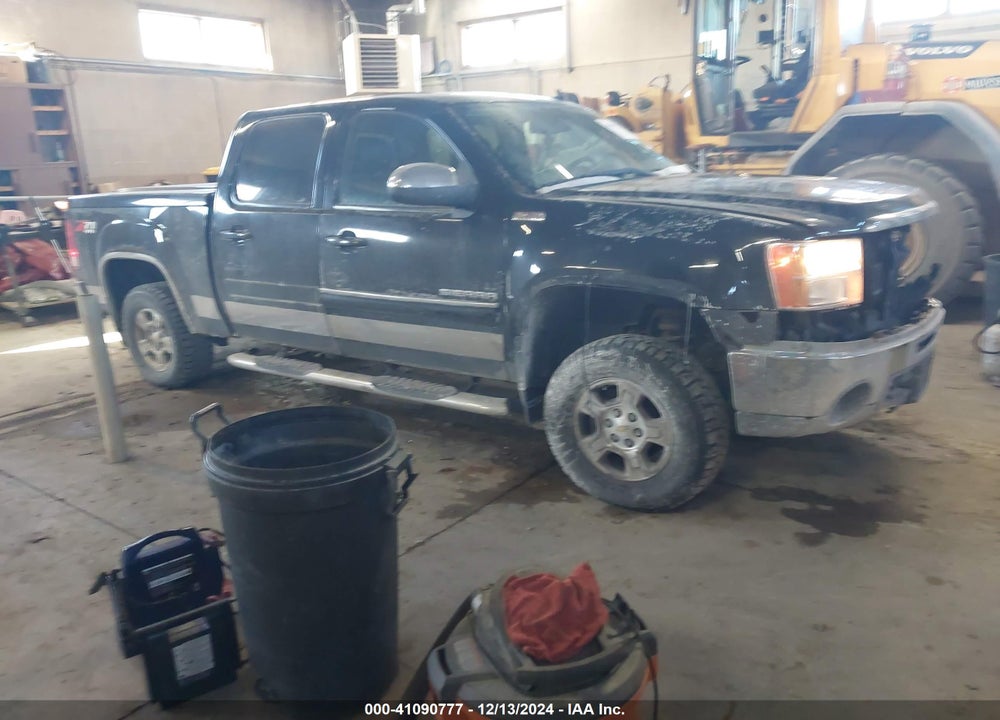 2011 GMC SIERRA 1500 SLT VIN: 3GTP2WE38BG204445