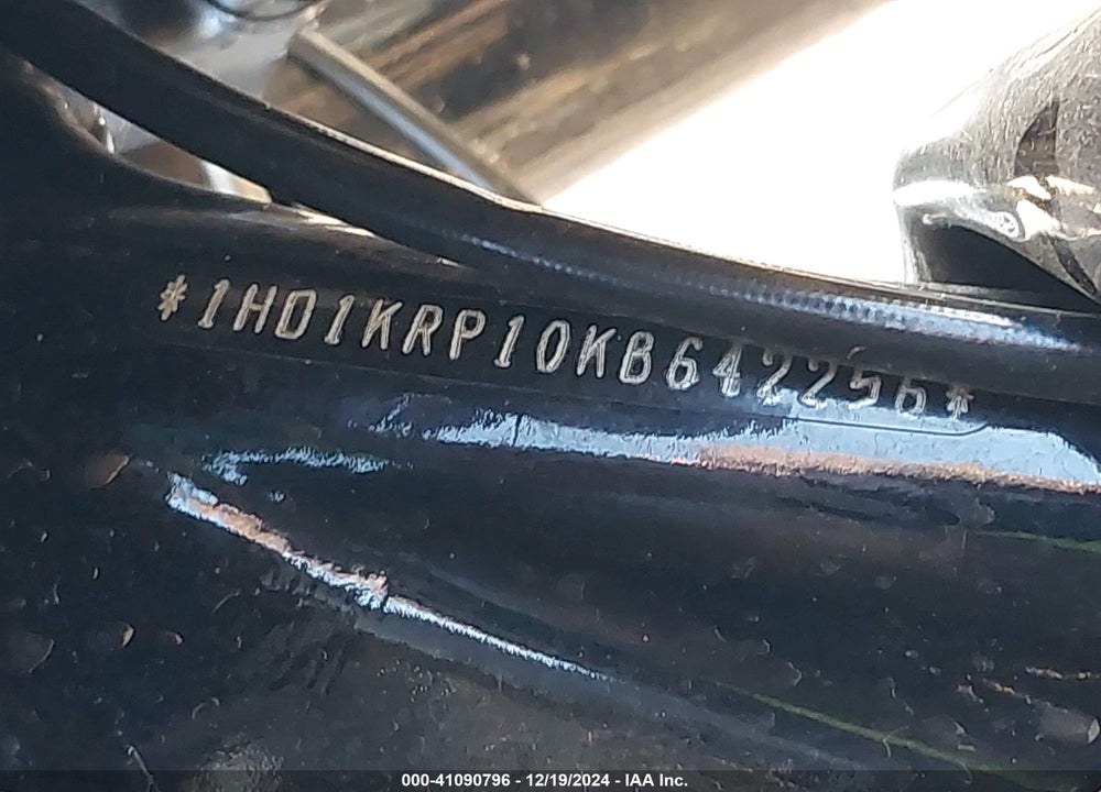 2019 HARLEY-DAVIDSON FLHXS VIN: 1HD1KRP10KB642256