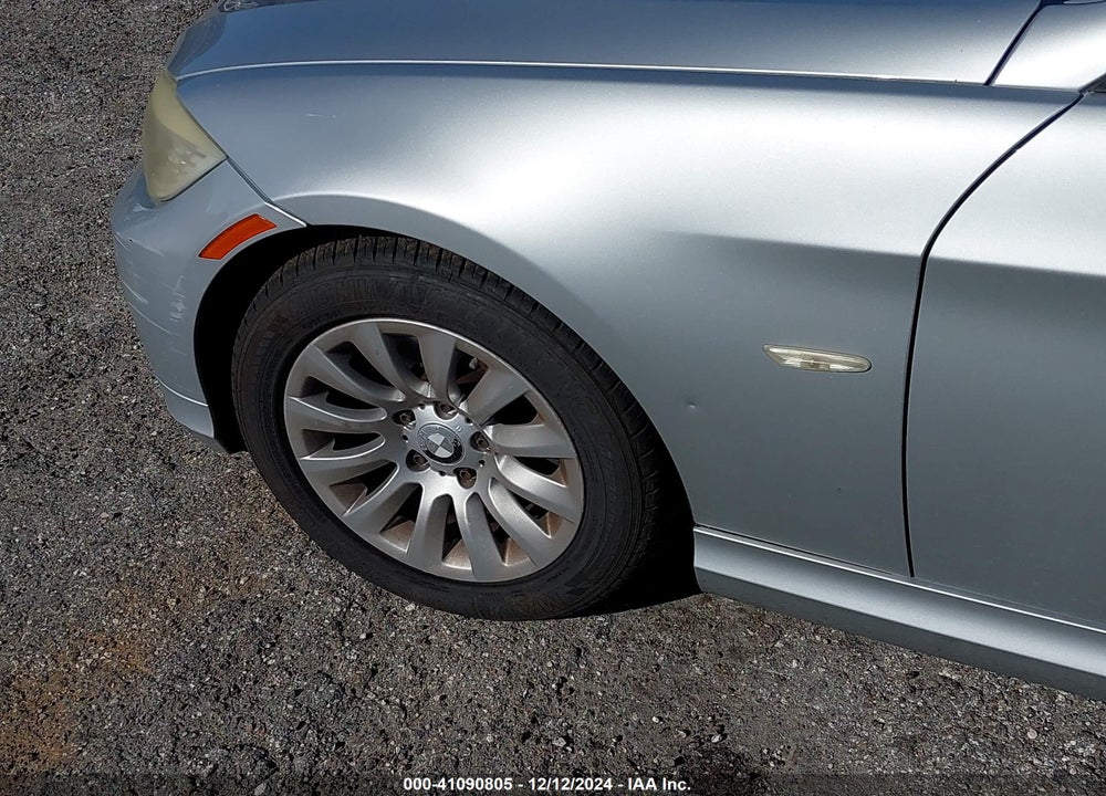 2009 BMW 328I VIN: WBAPH77549NM30757