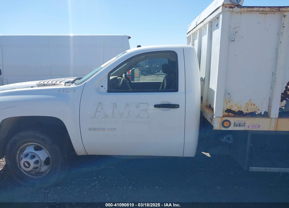 2013 CHEVROLET SILVERADO 3500HD CHASSIS WORK TRUCK VIN: 1GB3CZCG7DF240400