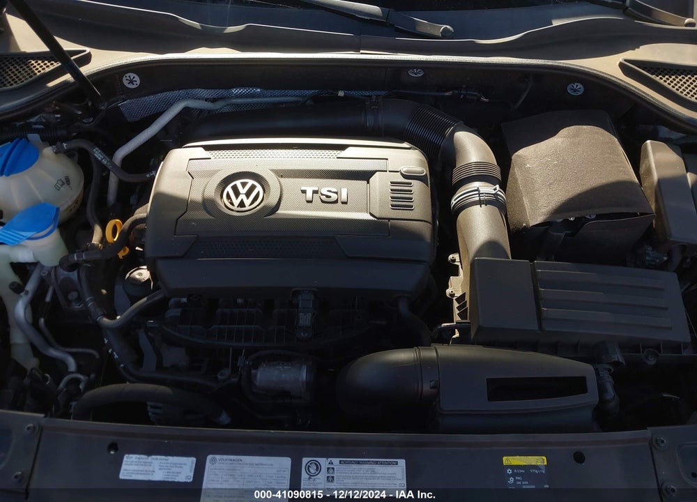 2017 VOLKSWAGEN PASSAT VIN: 1VWGT7A39HC078100
