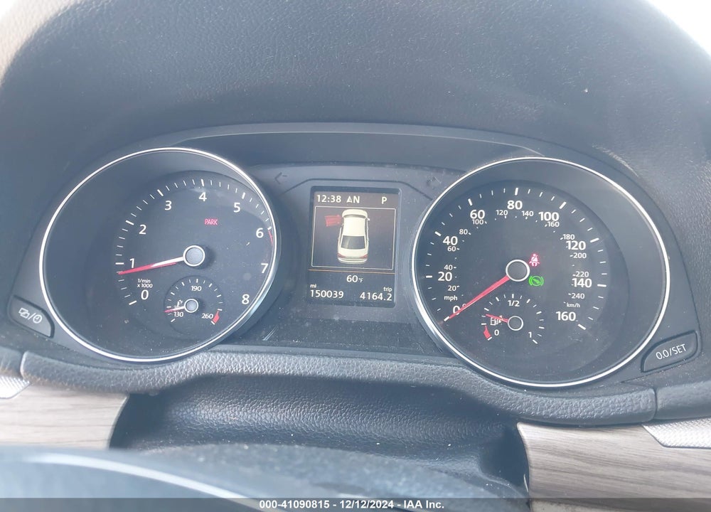 2017 VOLKSWAGEN PASSAT VIN: 1VWGT7A39HC078100