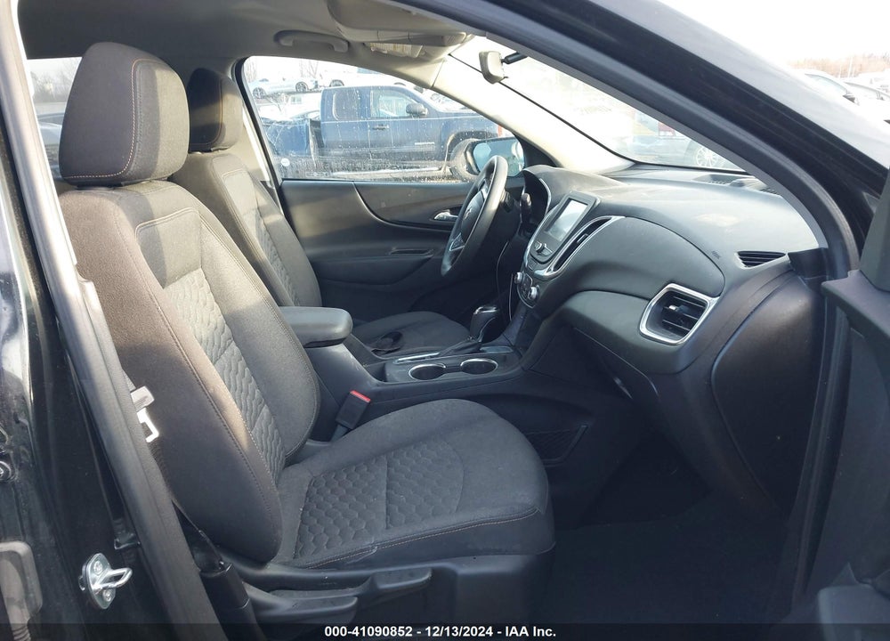 2018 CHEVROLET EQUINOX LT VIN: 2GNAXJEV0J6113280