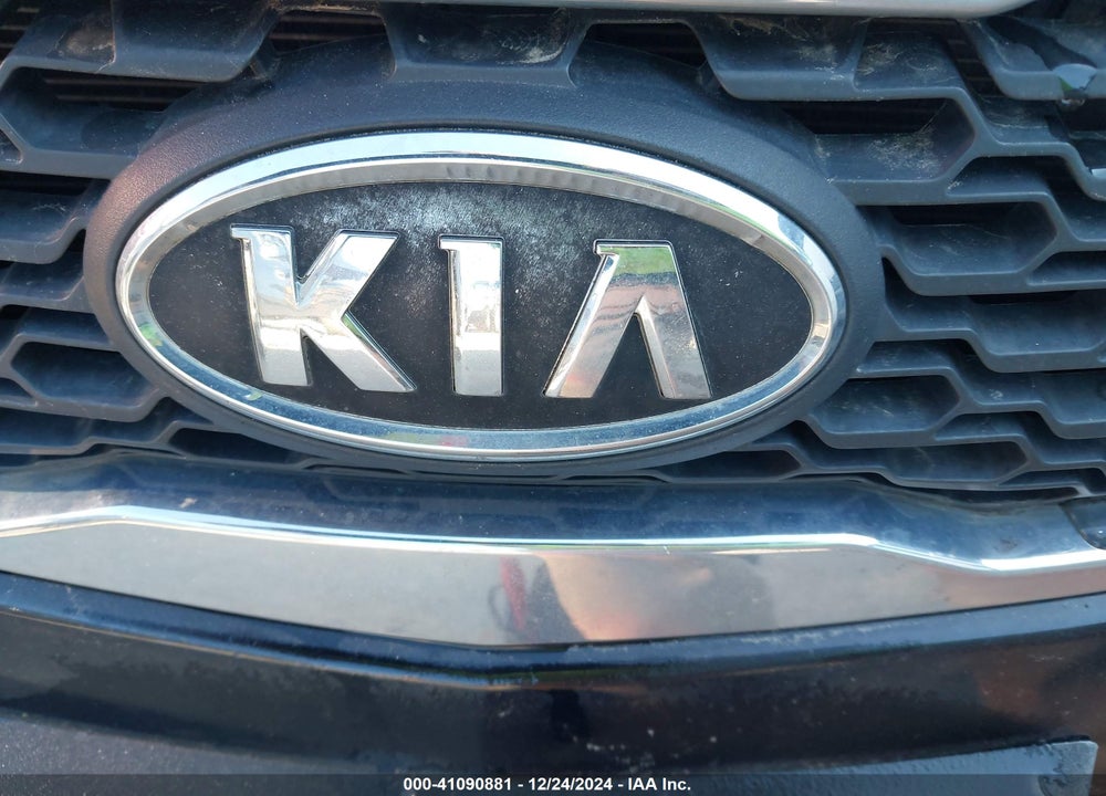 2011 KIA FORTE EX VIN: KNAFU4A23B5440948