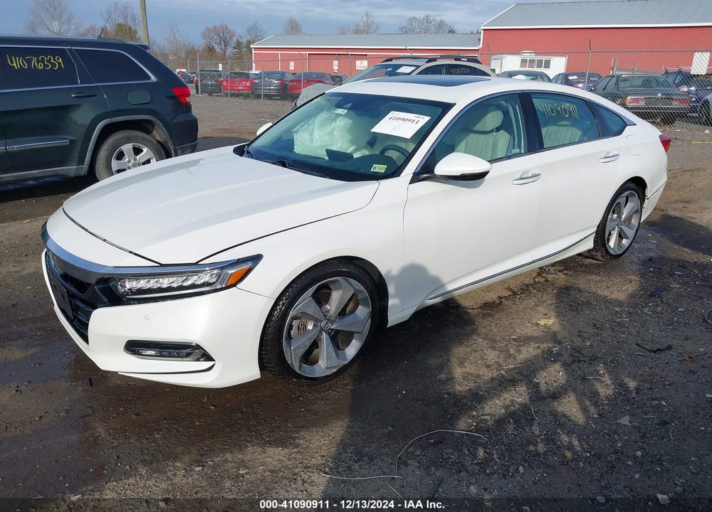 2018 HONDA ACCORD TOURING 2.0T VIN: 1HGCV2F91JA026801