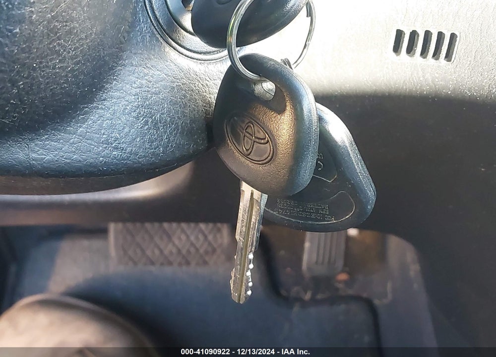 2008 TOYOTA COROLLA S VIN: 1NXBR32E08Z031998