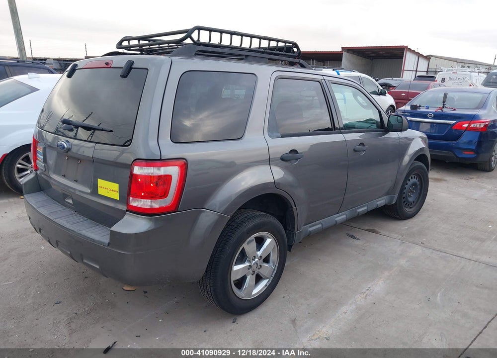 2011 FORD ESCAPE XLT VIN: 1FMCU0D77BKA97726