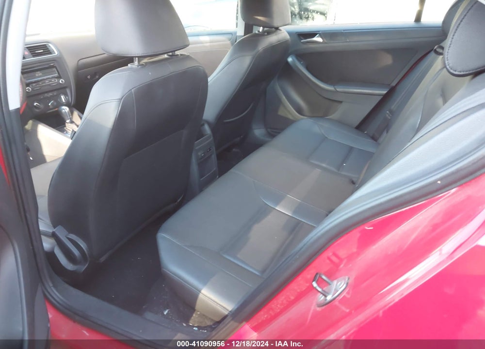2012 VOLKSWAGEN JETTA 2.5L SE VIN: 3VWDP7AJ2CM014428