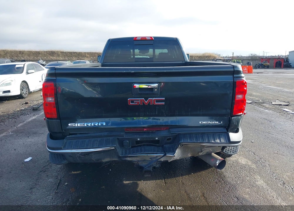 2018 GMC SIERRA 3500HD DENALI VIN: 1GT42YEY6JF290865