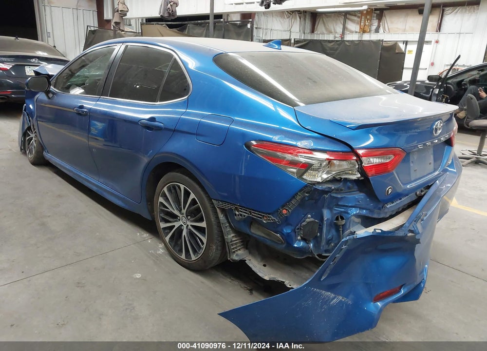 2019 TOYOTA CAMRY VIN: 4T1B11HKXKU167233