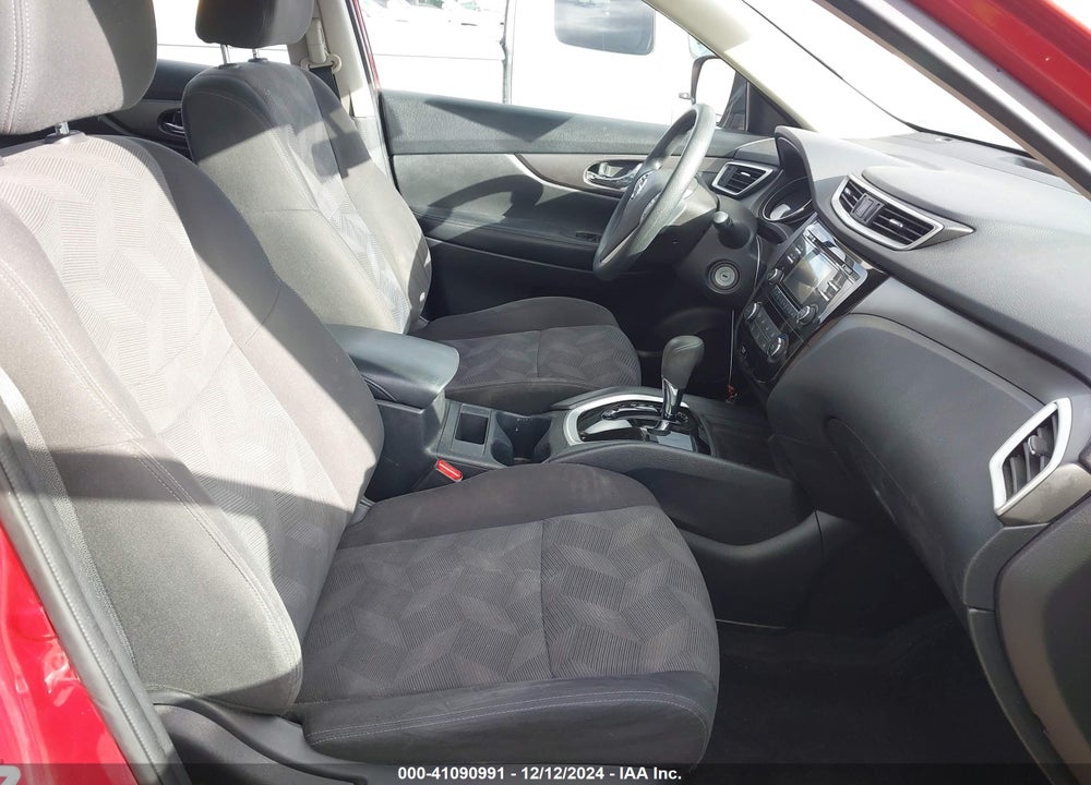 2016 NISSAN ROGUE S VIN: KNMAT2MT2GP734670