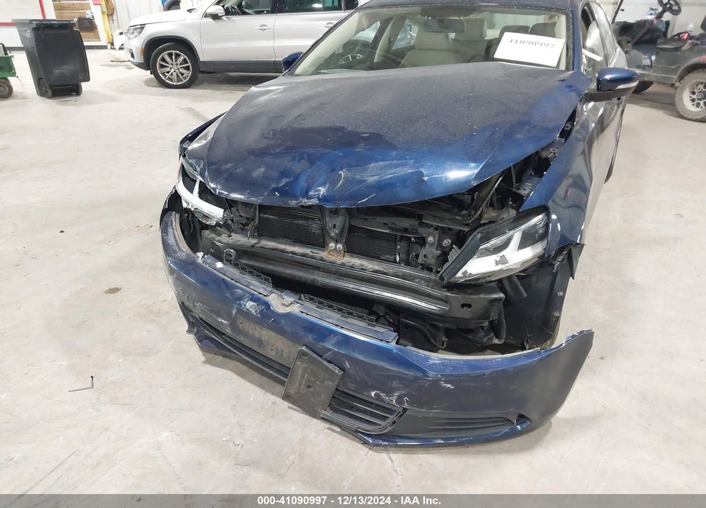 2014 VOLKSWAGEN JETTA VIN: 3VWD17AJ1EM397265