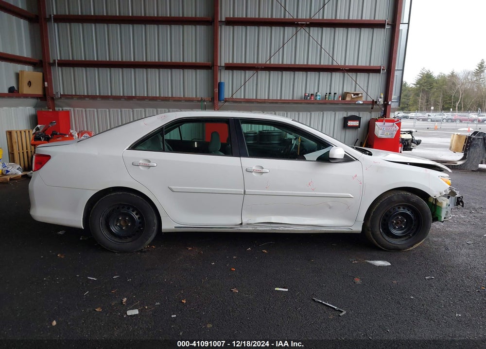 2014 TOYOTA CAMRY LE VIN: 4T4BF1FK1ER366606
