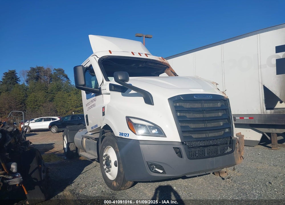 2025 FREIGHTLINER CASCADIA 116 VIN: 1FUBHTDV8SLVL8383