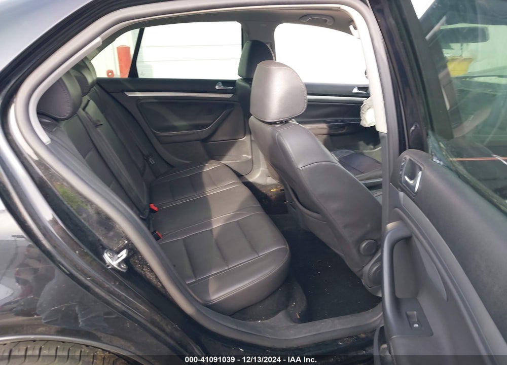 2008 VOLKSWAGEN JETTA WOLFSBURG EDITION VIN: 3VWRJ71K48M175029