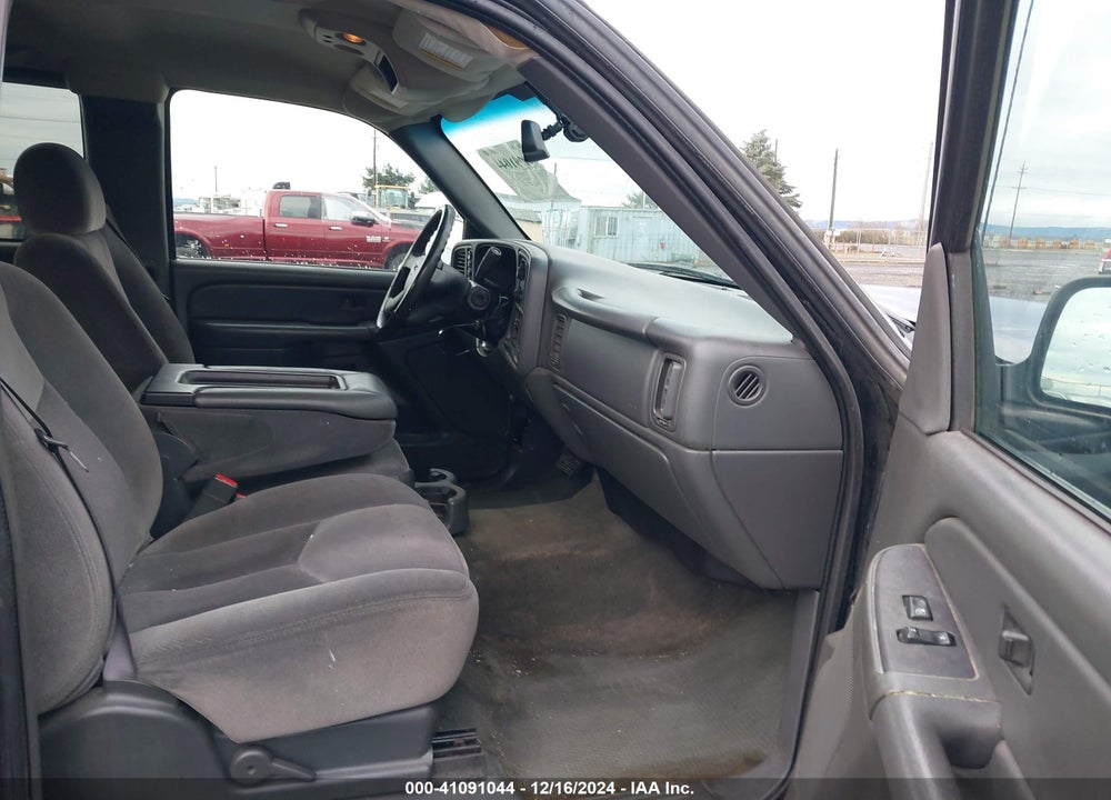2004 GMC SIERRA 1500 SLE VIN: 1GTEK19T74E400259