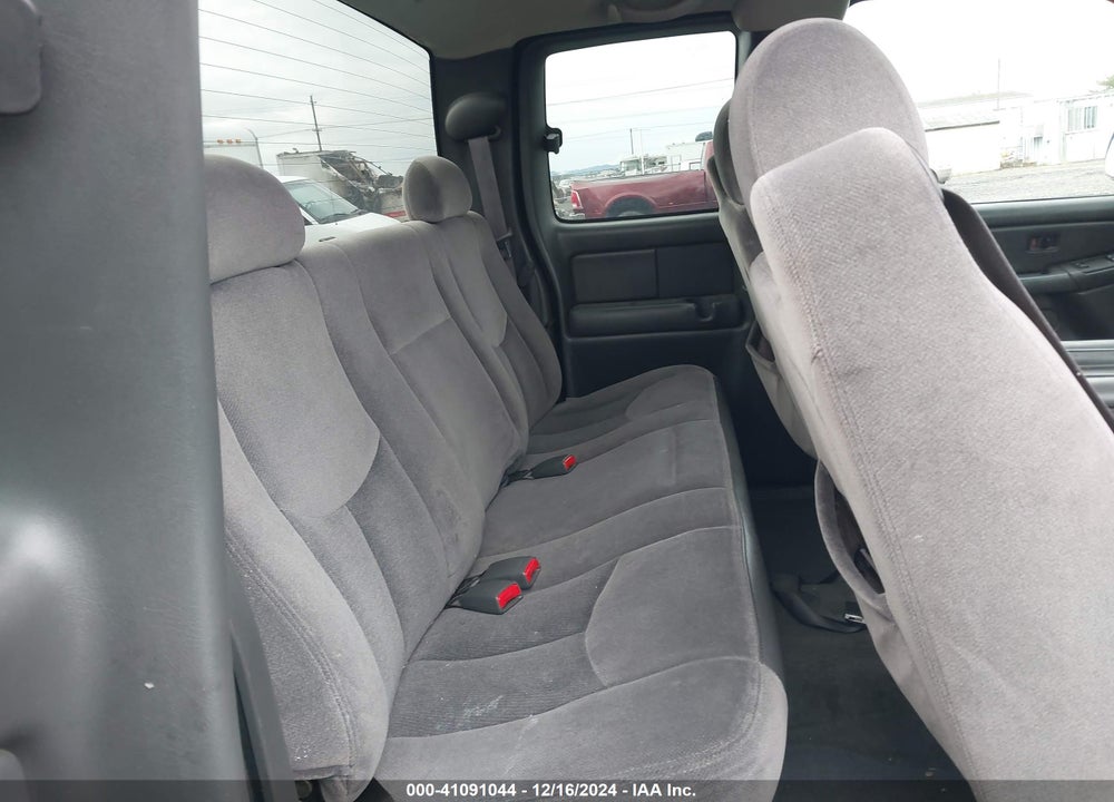 2004 GMC SIERRA 1500 SLE VIN: 1GTEK19T74E400259