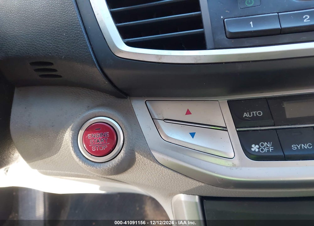 2013 HONDA ACCORD VIN: 1HGCR2F76DA032715