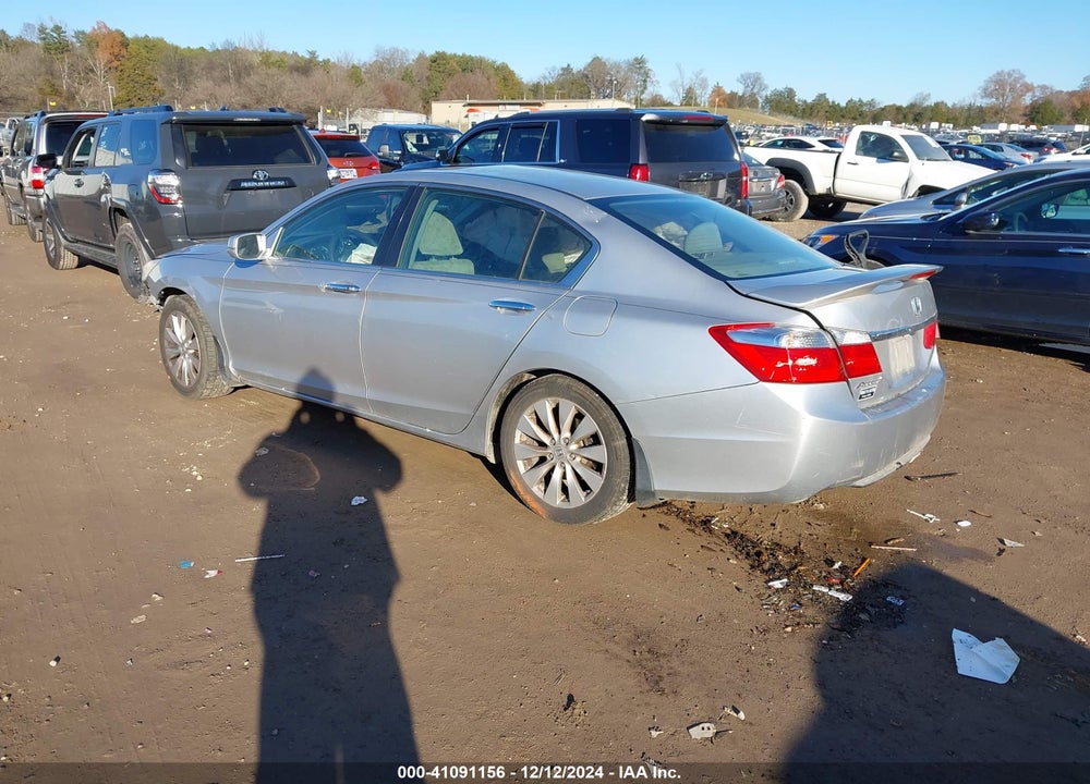 2013 HONDA ACCORD VIN: 1HGCR2F76DA032715