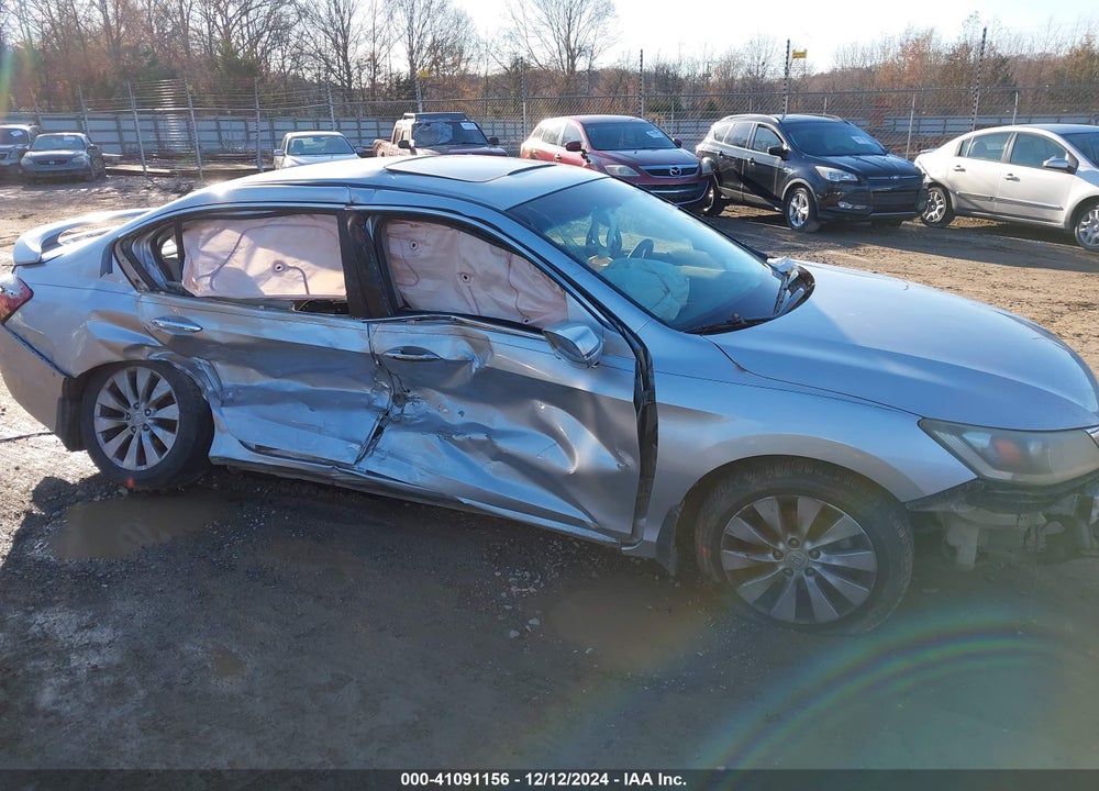 2013 HONDA ACCORD VIN: 1HGCR2F76DA032715