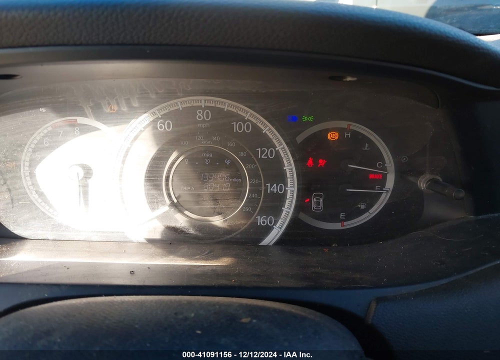 2013 HONDA ACCORD VIN: 1HGCR2F76DA032715