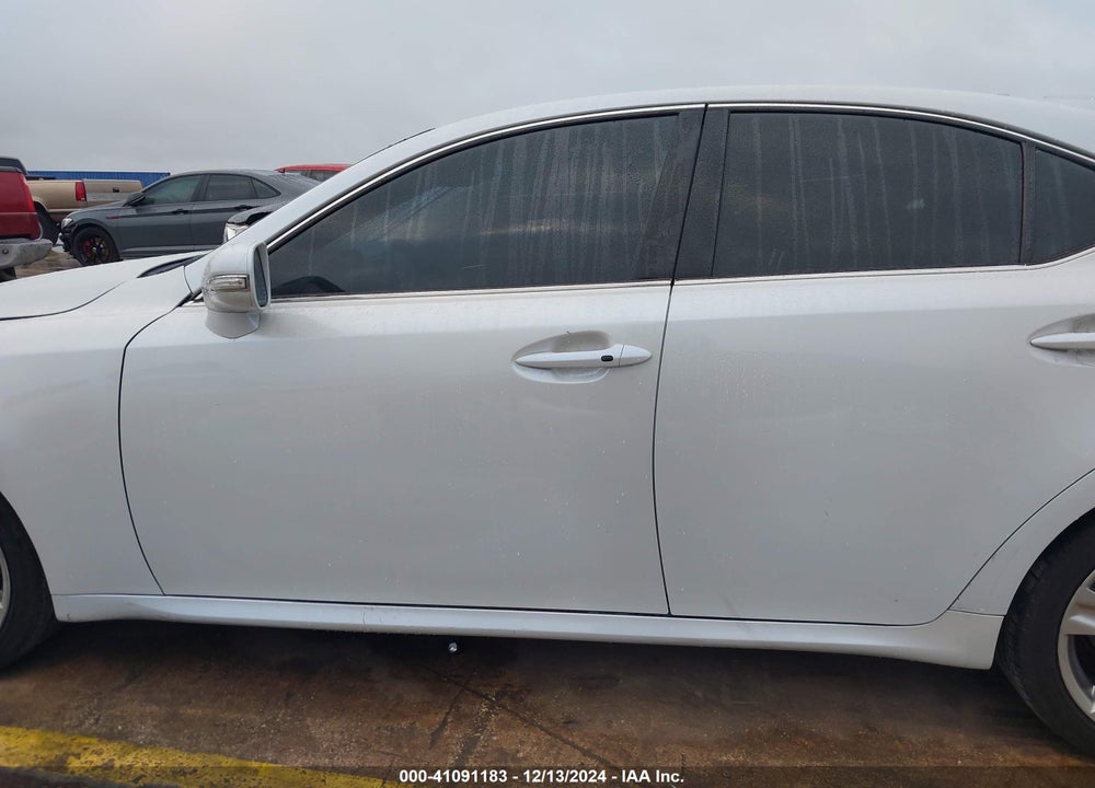 2011 LEXUS IS 250 VIN: JTHBF5C2XB2101411