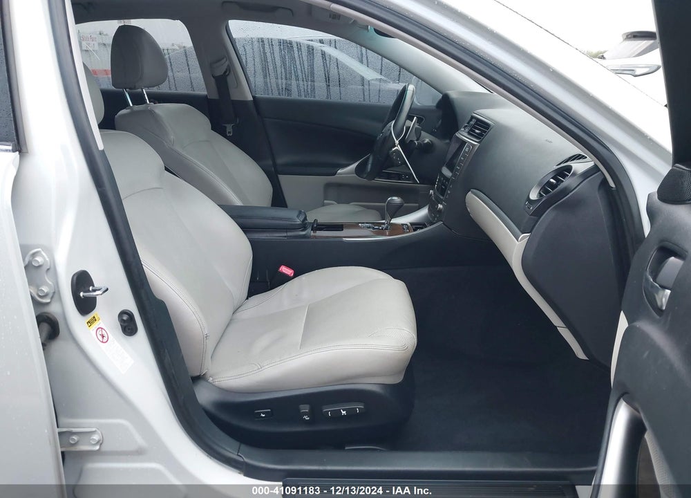 2011 LEXUS IS 250 VIN: JTHBF5C2XB2101411