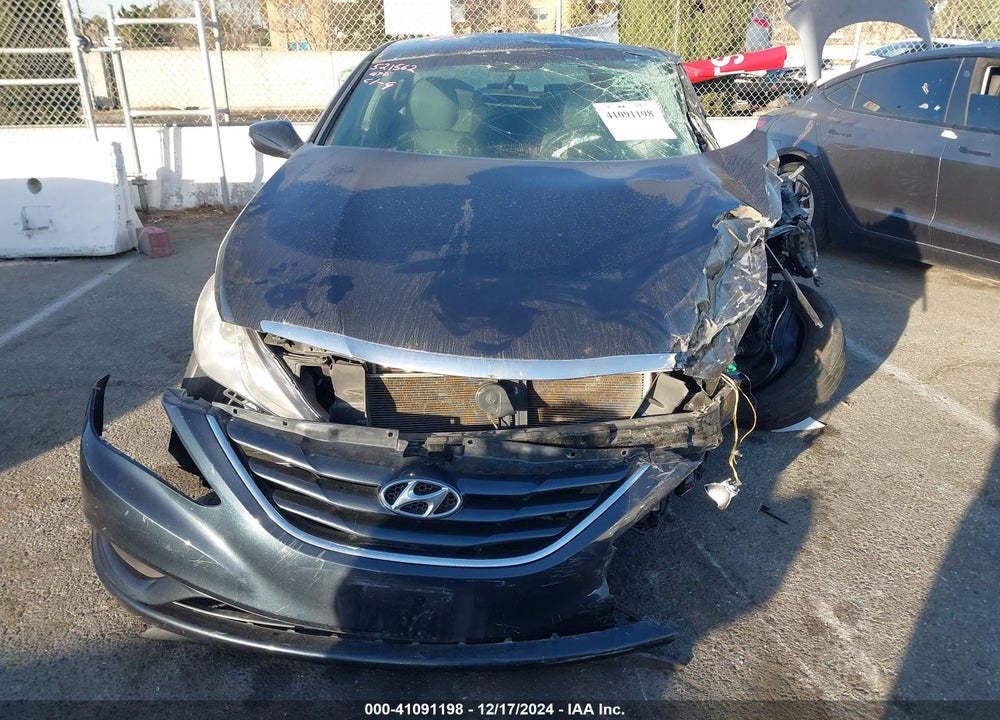 2013 HYUNDAI SONATA GLS VIN: 5NPEB4AC6DH586535