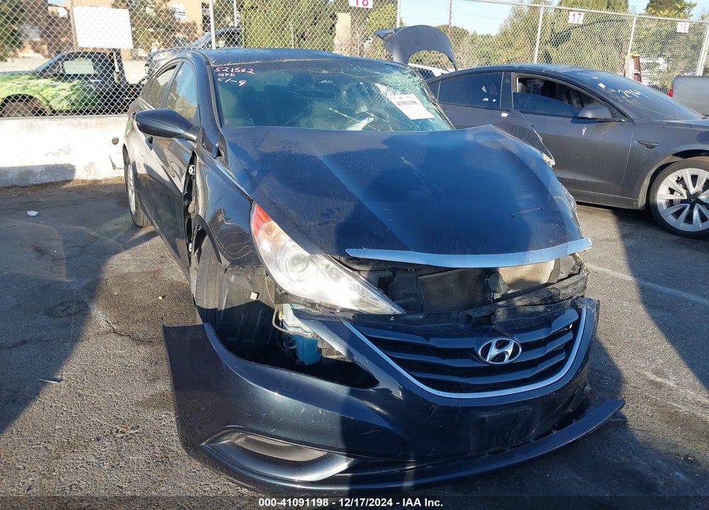 2013 HYUNDAI SONATA GLS VIN: 5NPEB4AC6DH586535