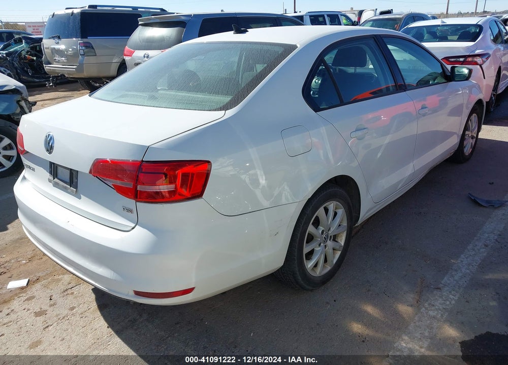 2015 VOLKSWAGEN JETTA 1.8T SE VIN: 3VWD17AJ9FM284214