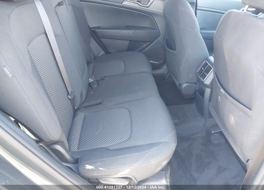 2024 KIA SPORTAGE LX VIN: KNDPUCDF1R7246174