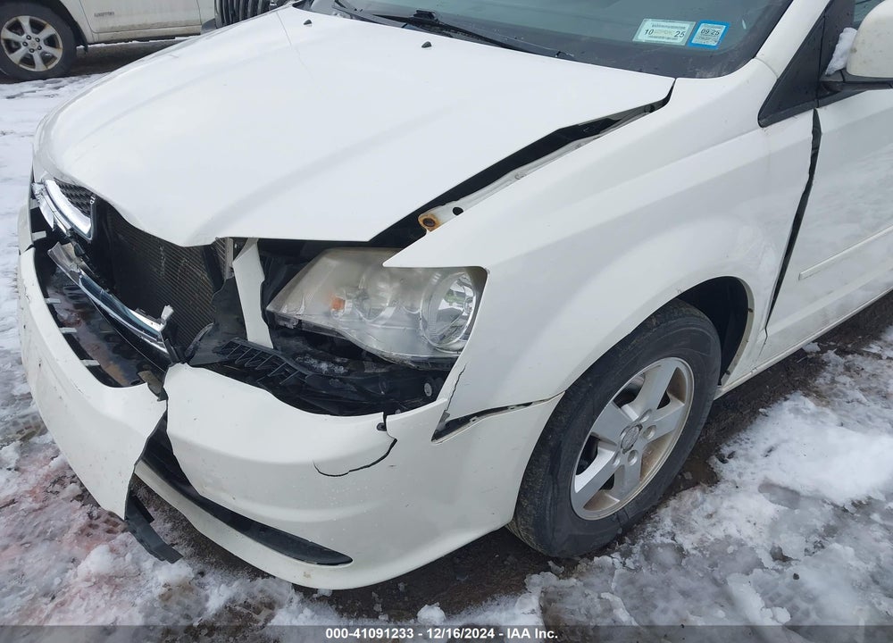 2013 DODGE GRAND CARAVAN VIN: 2C4RDGCG9DR528774