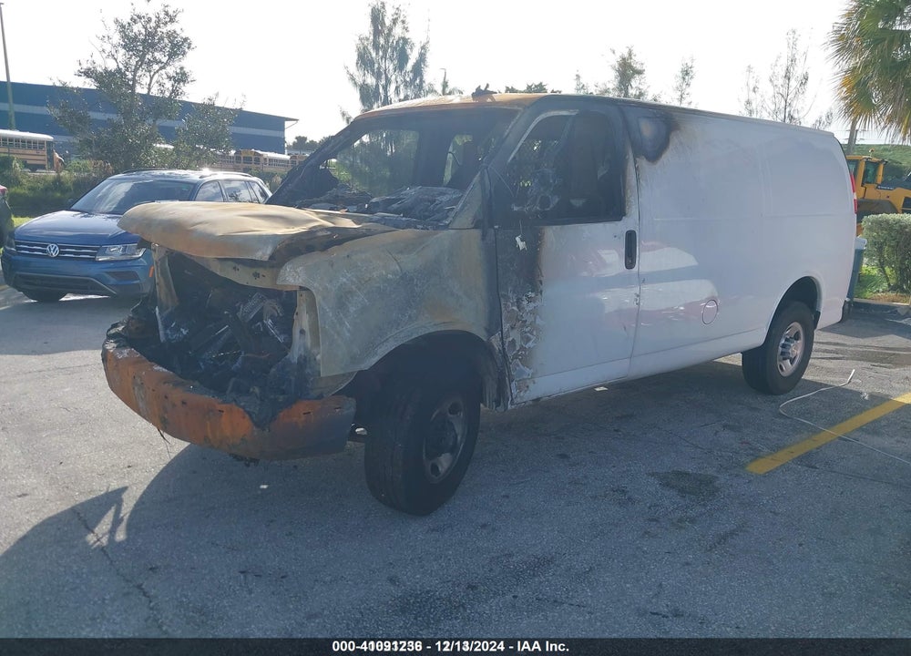 2021 CHEVROLET EXPRESS CARGO RWD 2500 REGULAR WHEELBASE WT VIN: 1GCWGAFP1M1310044