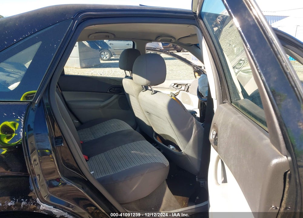 2007 FORD FOCUS S/SE/SES VIN: 1FAHP34N67W155073