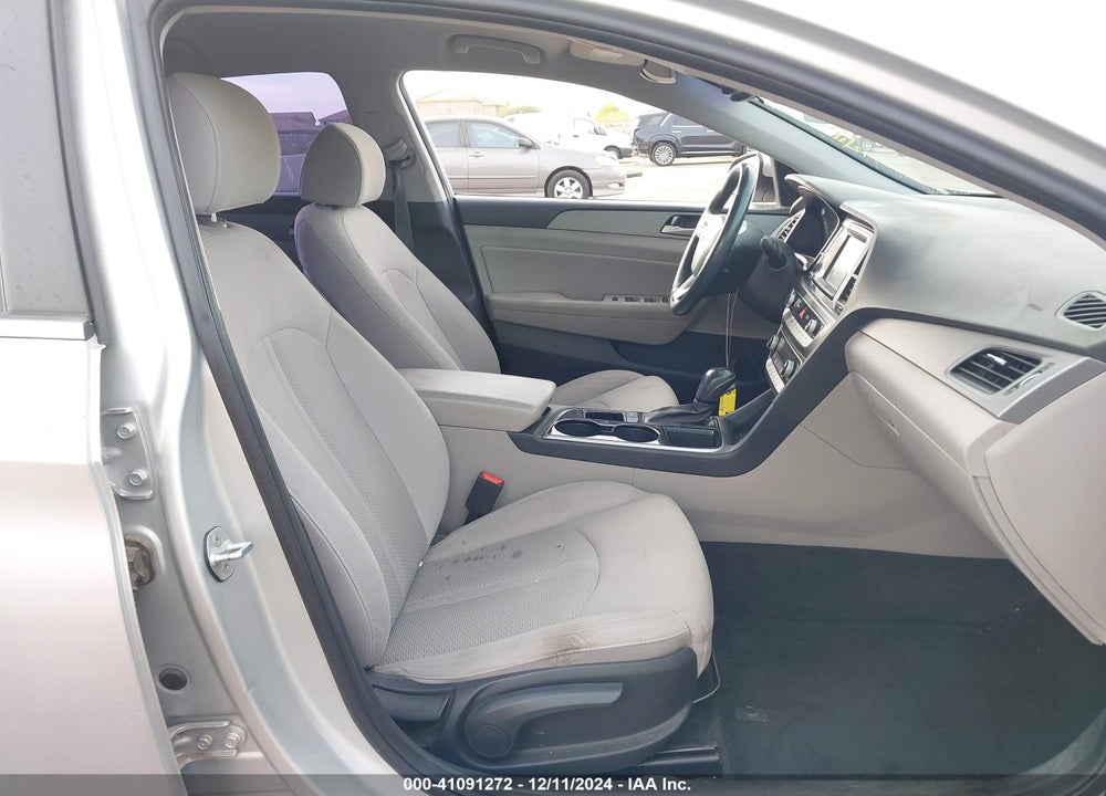 2019 HYUNDAI SONATA SEL VIN: 5NPE34AF7KH744143