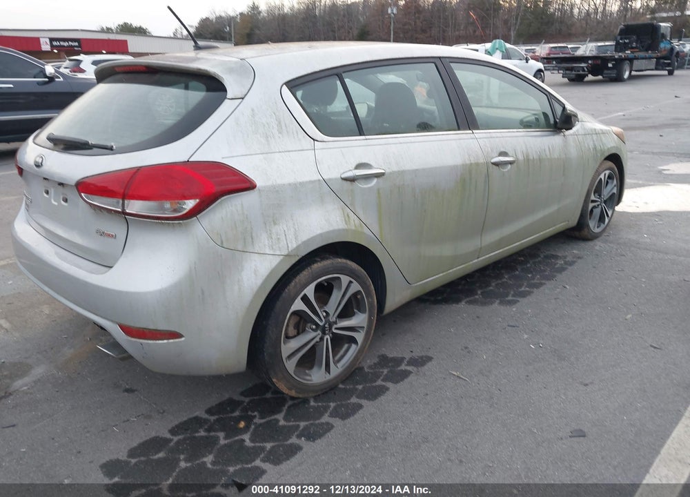 2016 KIA FORTE EX VIN: KNAFX5A89G5546345